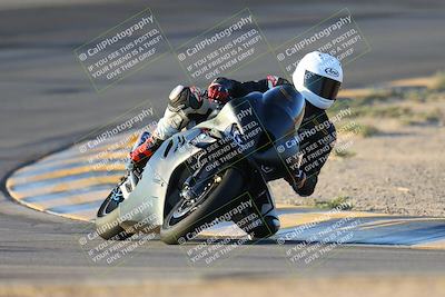 media/Oct-06-2024-Race Pace (Sun) [[d7d39ec7ad]]/1-Turn 10 (730am)/